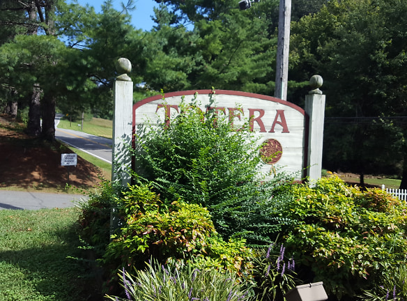 Totera Ridge/cloisters Apartments - Roanoke, VA