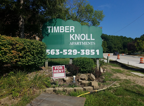 Timber Knoll Apartments - Moline, IL