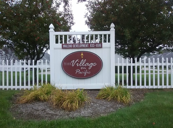 The Village On Pacific Apartments - Erie, PA