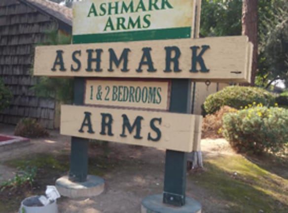 Ashmark Arms Apartments - Fresno, CA