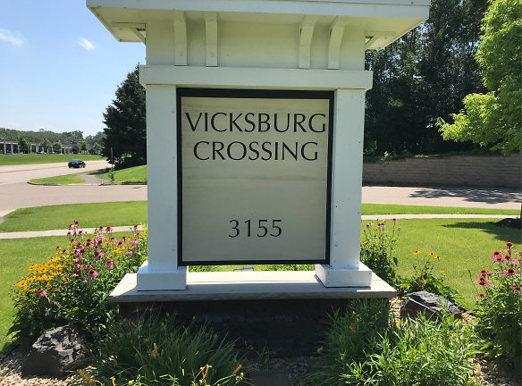 Vicksburg Crossing Apartments - Plymouth, MN
