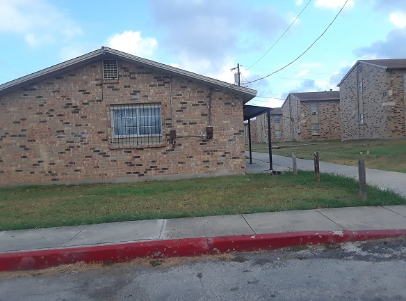 Pan American Homes Apartments - San Antonio, TX