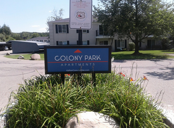 Colony Park Apartments - Southfield, MI