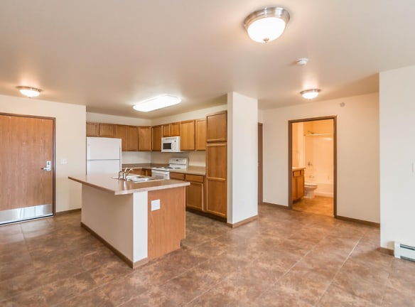 Patterson Heights Apartments - Dickinson, ND