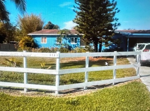 5101 SW 160th Ave - Southwest Ranches, FL