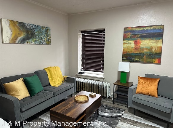 Updated Studio Apartments In The Heart Of Downtown Sioux City! - Sioux City, IA