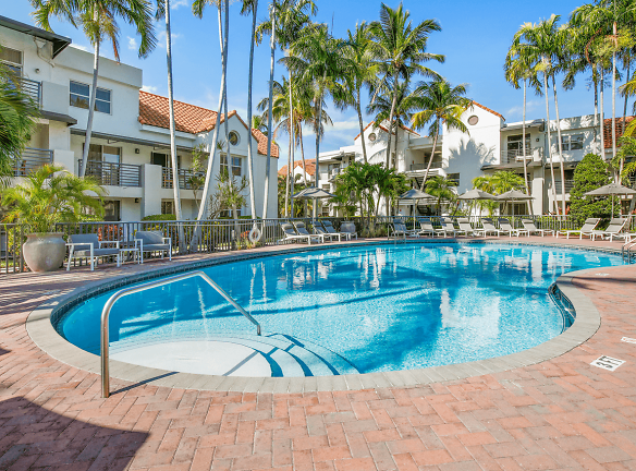 Sheridan Ocean Club Apartments - Dania Beach, FL