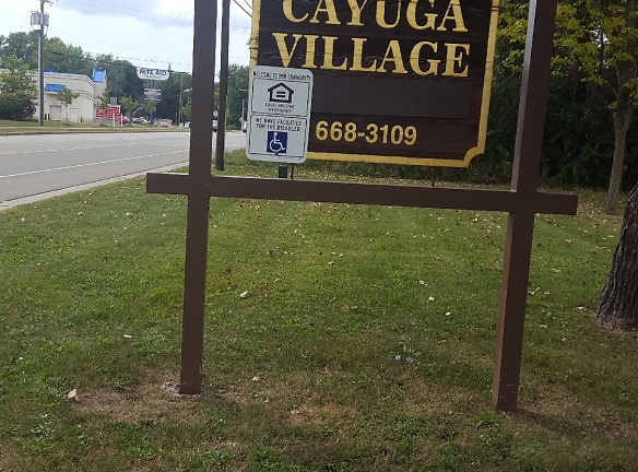 Cayuga Village Apartments - Buffalo, NY