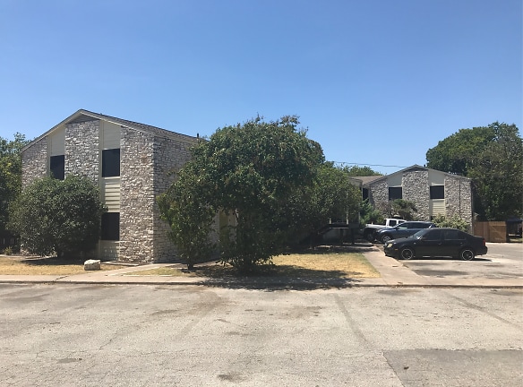 Elm Park Apartment - Austin, TX