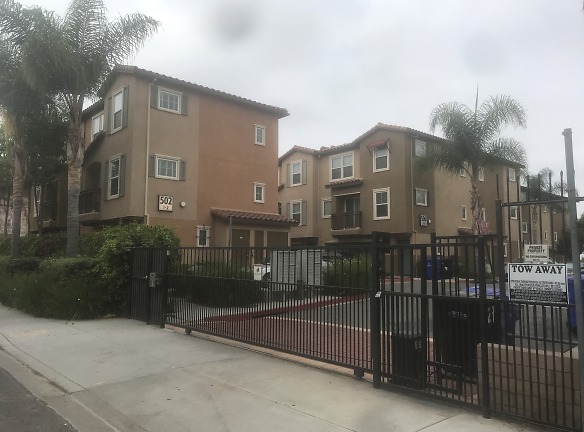 Villa Encantada Apartments - San Diego, CA