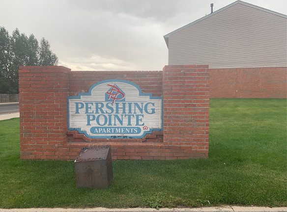 Pershing Pointe Townhomes Apartments - Cheyenne, WY