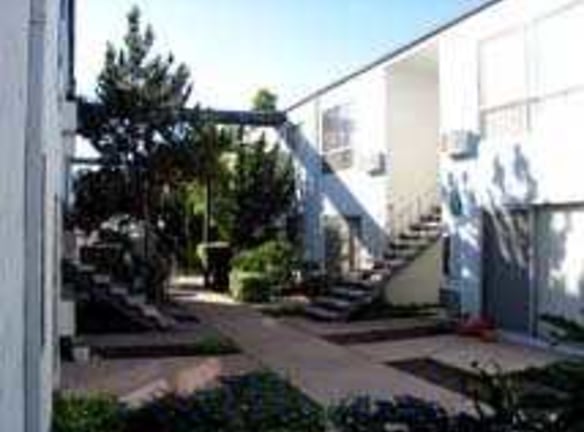 Rancho Pointe/ Helix Square Apartments - Spring Valley, CA