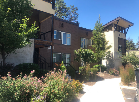 Crest Butte Apartments - Bend, OR