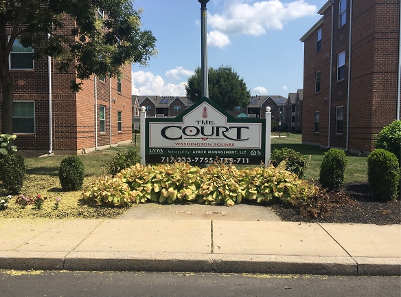 The Court At Washington Square Apartments - Harrisburg, PA