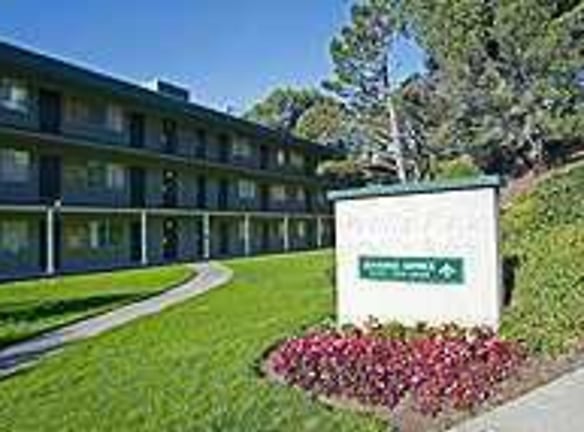 Pacific View Apartments - Pacifica, CA