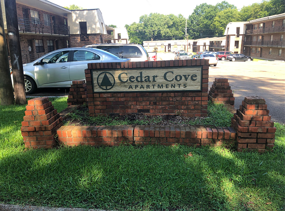 Cedar Cove Apartments - Starkville, MS