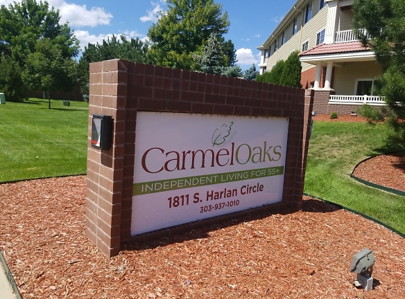 Carmel Oaks Apartments - Lakewood, CO