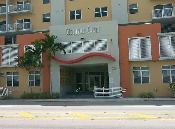 Biscayne Court Apartments - Miami, FL