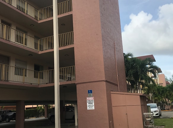 Montecarlos Apt Inc Apartments - Miami, FL