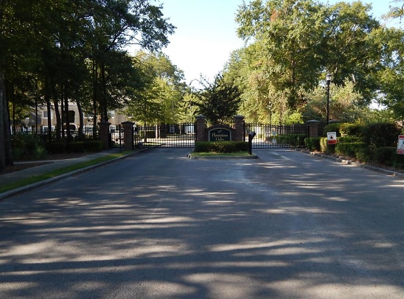 Plantation Oaks Apartments - Walterboro, SC