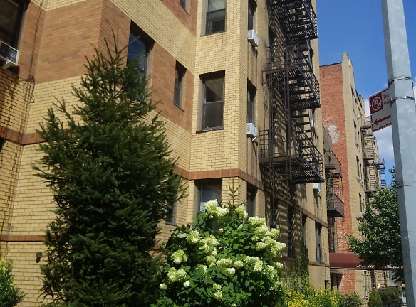 Sunnyside Apartments - Sunnyside, NY
