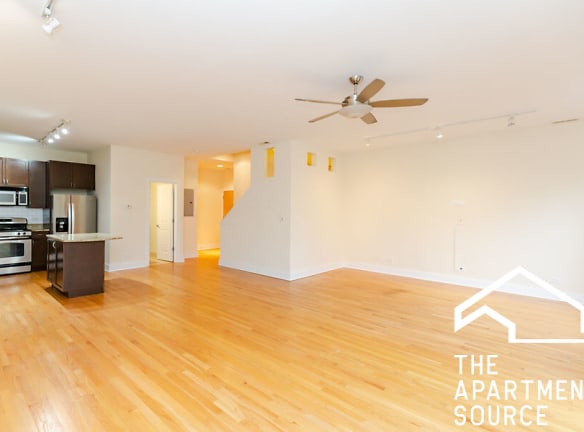 2504 N Willetts Ct unit 3S - Chicago, IL