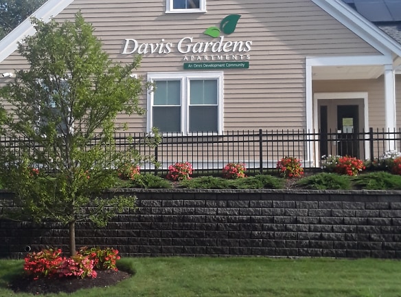 Davis Gardens Apartments - Waterbury, CT