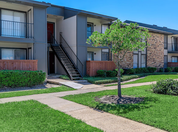 Ashley Park Apartments - Beaumont, TX