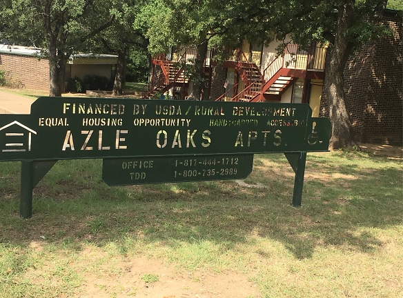 Azle Oaks Apts Apartments - Azle, TX