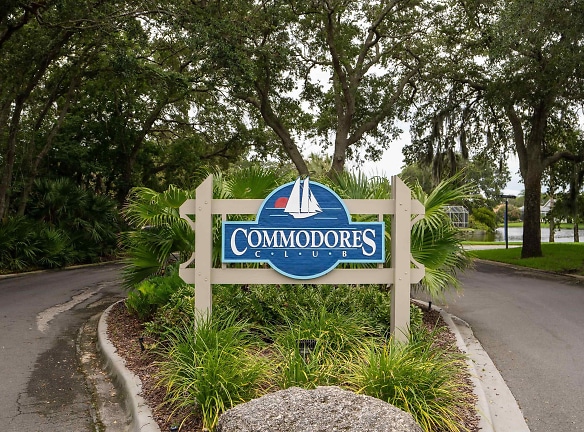 2325 Commodores Club Blvd - Saint Augustine, FL