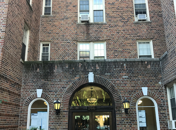 Saddle Down Bed & Breakfast Apartments - Brooklyn, NY