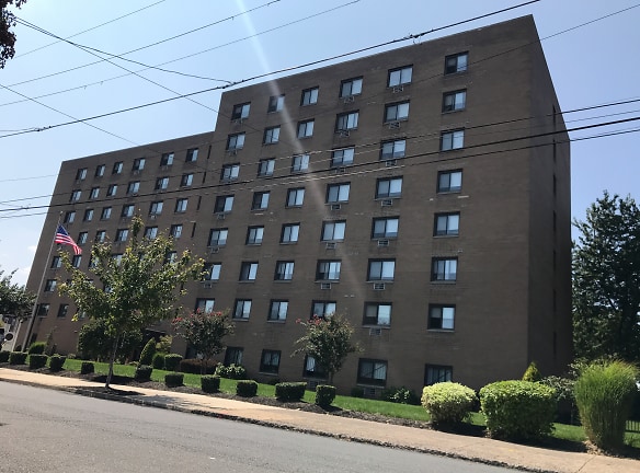Gray Manor Apartments - Philadelphia, PA