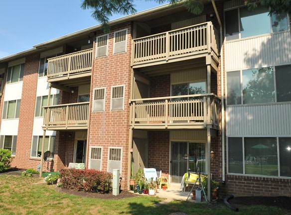 Spring Valley Apartments - Harrisburg, PA