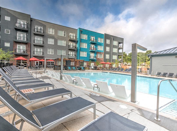 Highland Row - 395 South Highland Street - Memphis, TN Apartments for