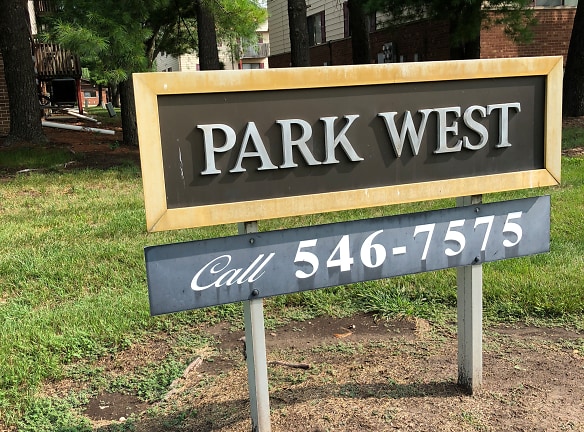 Park West Apartments - Springfield, IL
