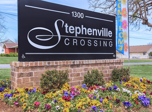 Stephenville Crossing - Stephenville, TX