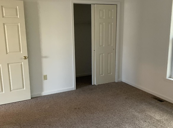 24 W Campbell Rd unit X2 - Schenectady, NY