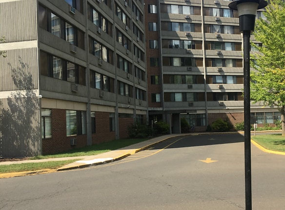 Davenport Dunbar Residences Apartments - Hamden, CT