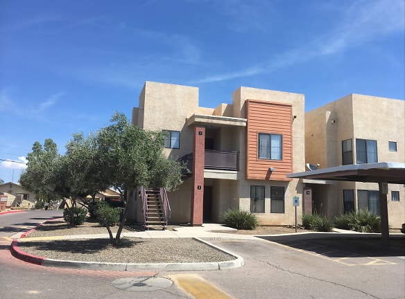Maddox Estates Apartments - Eloy, AZ