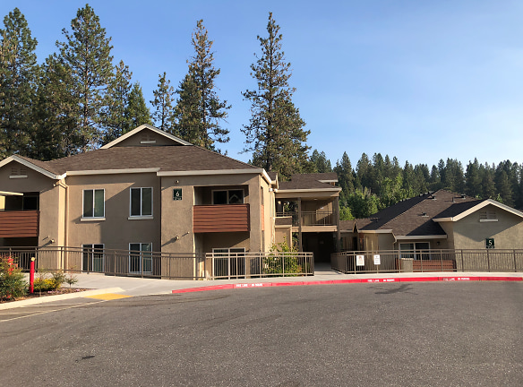 Gold Country Village Apartments - Grass Valley, CA