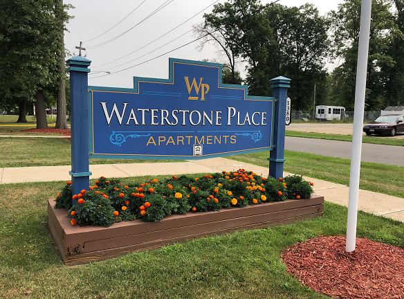Waterstone Place Apartments - Warren, OH