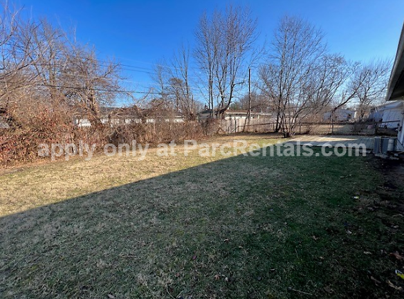 5612 Marilyn Rd - Indianapolis, IN