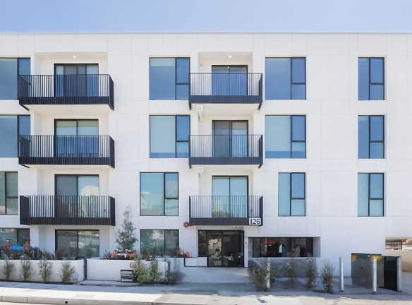 Brand New Luxury Modern One And Two Bedroom Apartments - Los Angeles, CA