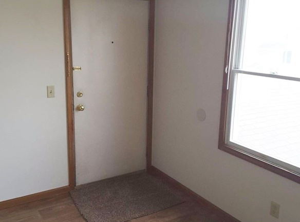 212 Stonewall Ct Nappanee IN 46550 Home For Rent Rentals com