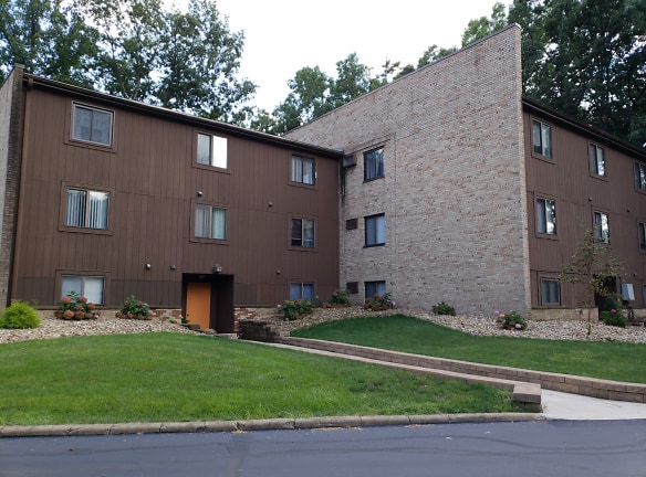 1500 HILLCREST AVE Apartments - Niles, OH