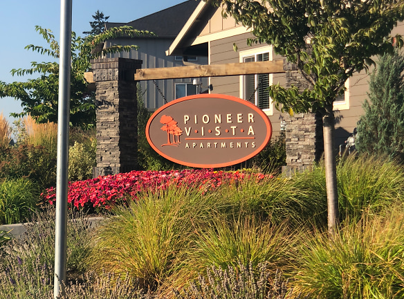 Pioneer Vista Apartments - Ridgefield, WA