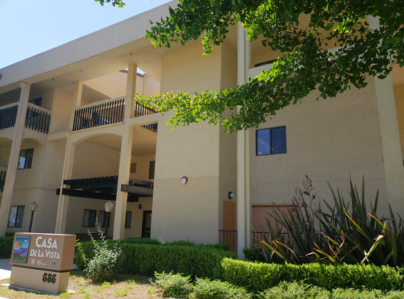 Casa De La Vista Apartments - Redlands, CA