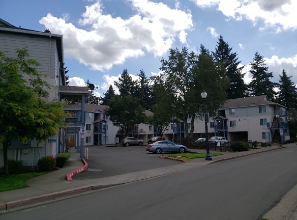 Cansler Village Apartments - Portland, OR