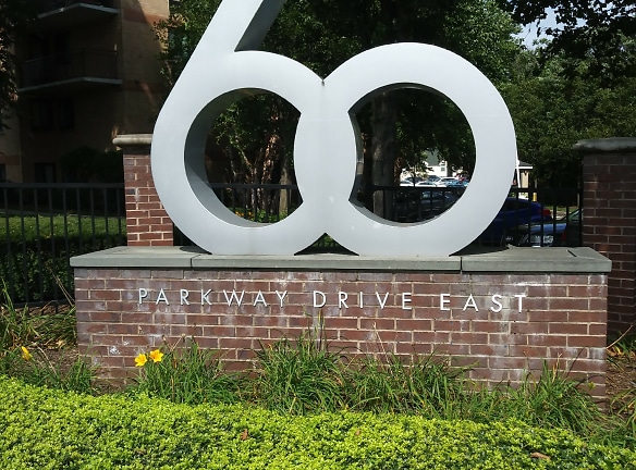 60 Parkway Drive Apartments - East Orange, NJ
