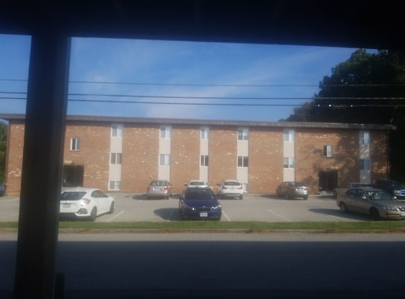 Ridgeview Apartments - Blacksburg, VA